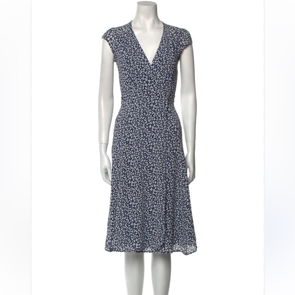 Reformation Dresses & Skirts - Reformation Floral Print Dress